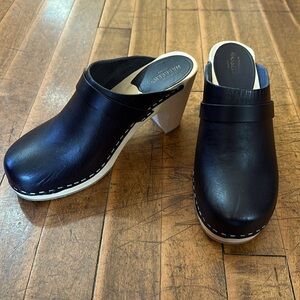 Swedish Hasbeens Black Clogs